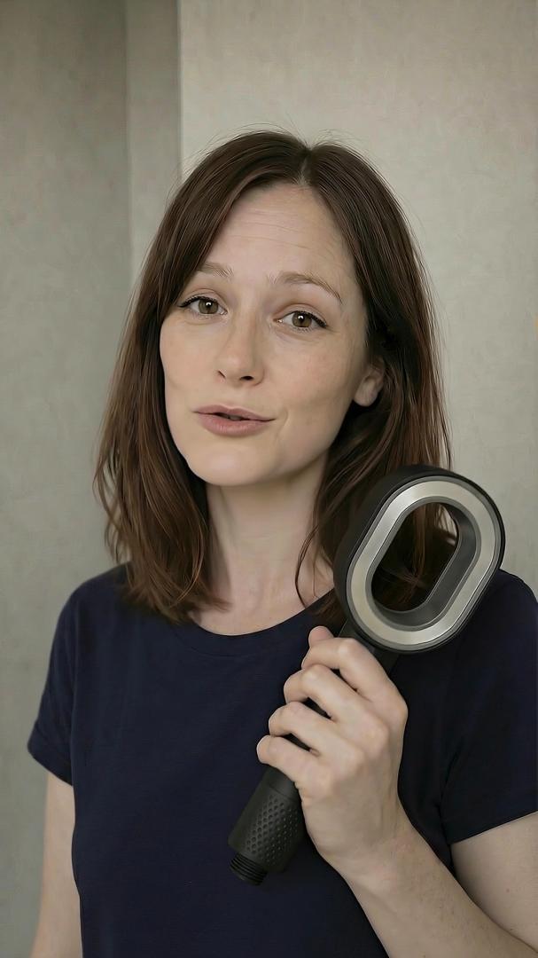Alt image